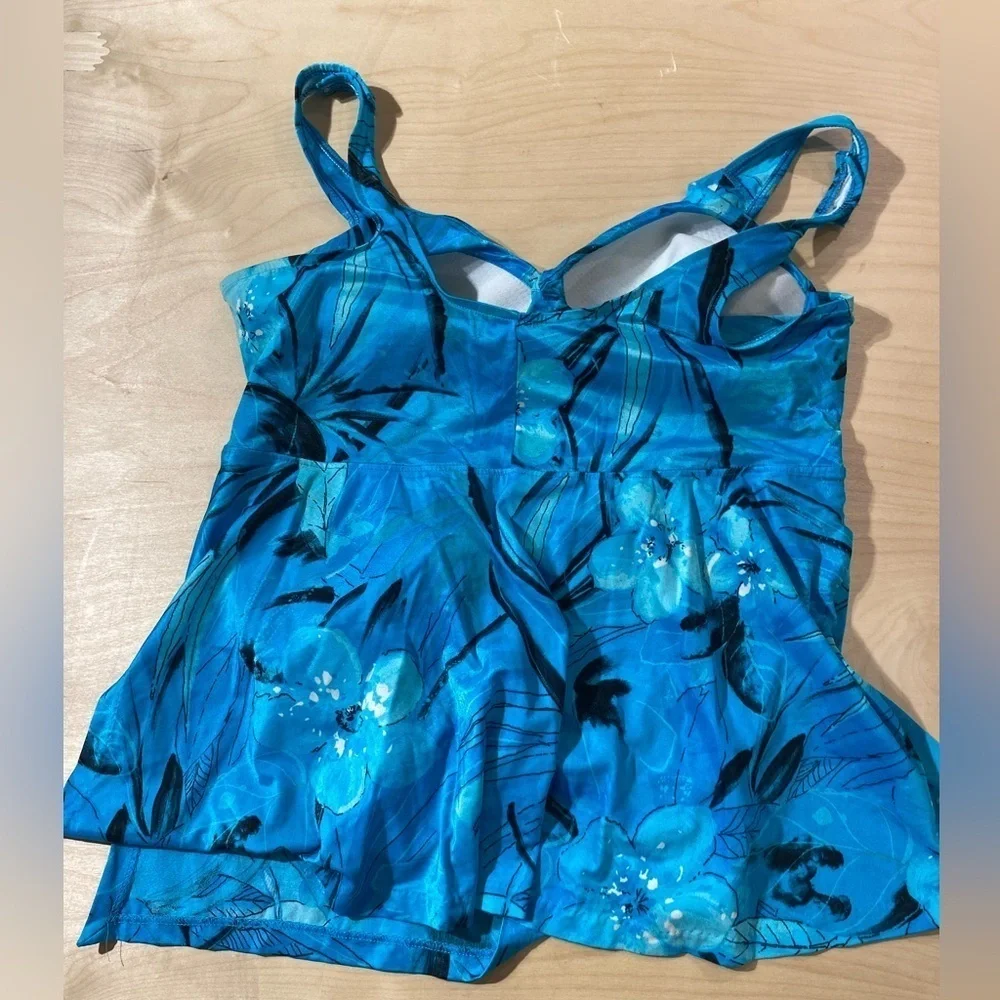 Maxine of Hollywood One Piece Swimsuit 22W (BX)